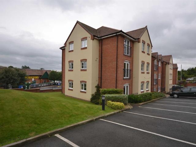 Apartment for rent in Stone, Baswich