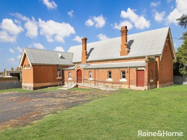 House for sale in Bathurst, New South Wales