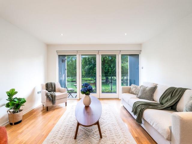 Apartment to rent in Bluebell, North Tipperary