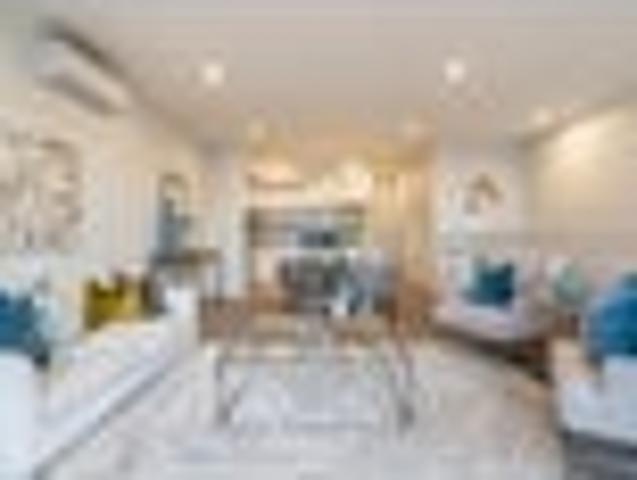 Apartment for rent in Whangaparaoa, Oroua County