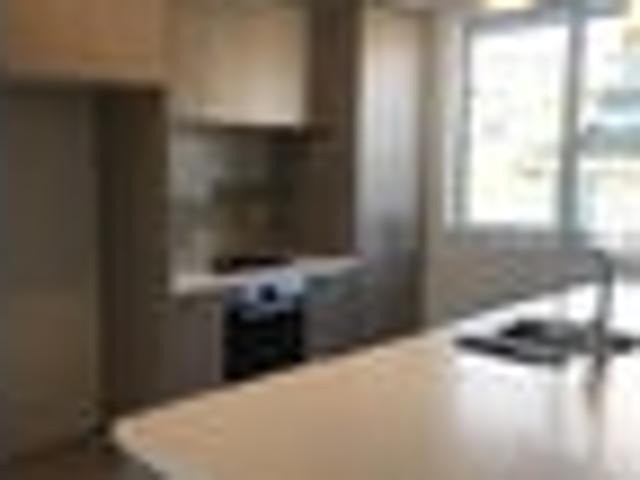 Townhouse for rent in Ōrewa, Hibiscus and Bays