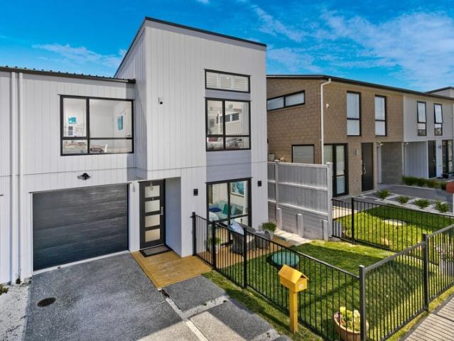 House for rent in Whangaparaoa, Oroua County
