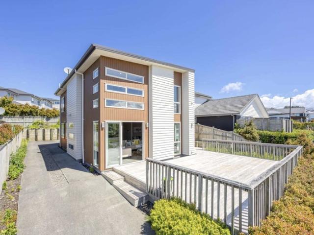 House for rent in Whangaparaoa, Oroua County