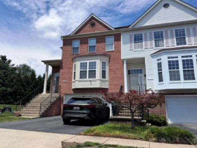 Townhouse for sale in Virginia