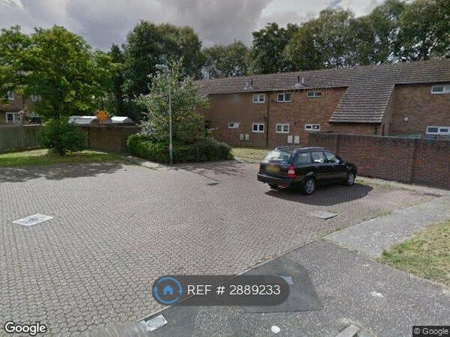 Apartment for rent in Ifield West, Glynde