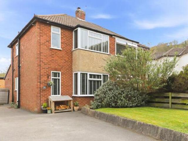 House for sale in West Chevin, Guiseley