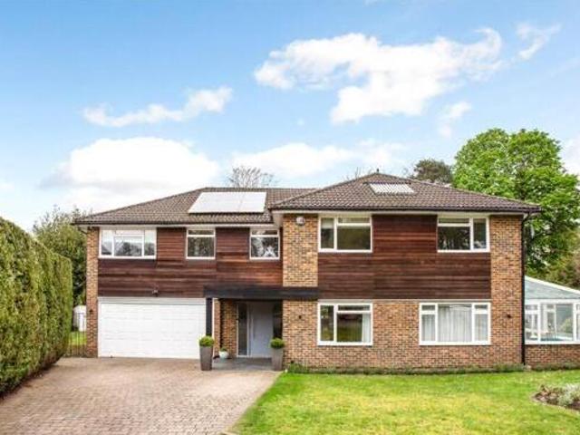 House for sale in Cobham, Elmbridge