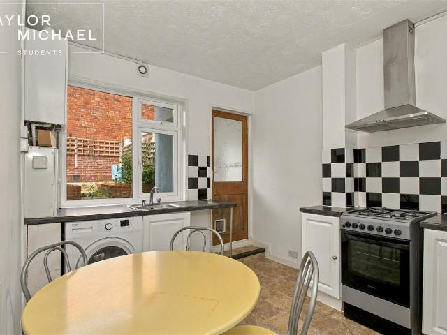 Apartment for rent in Hollingdean, Brighton