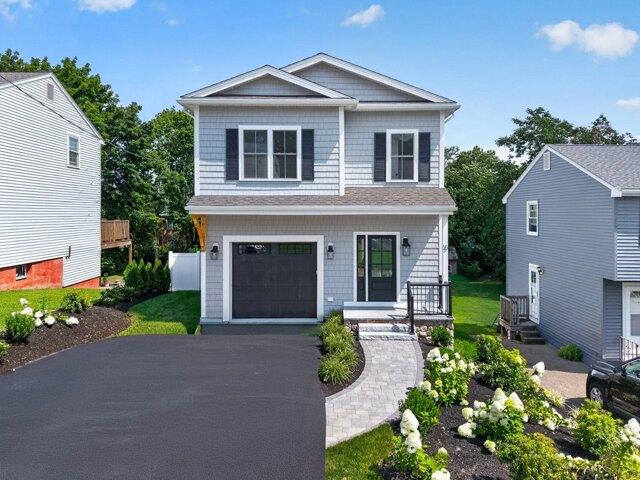 House for sale in College Farm, Waltham