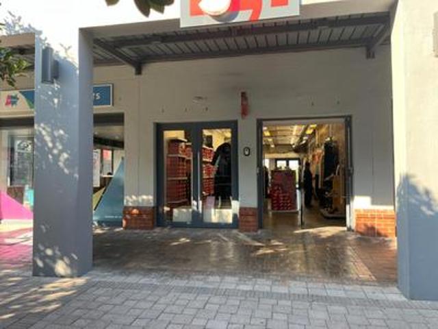 Commercial for rent in Milnerton, Western Cape