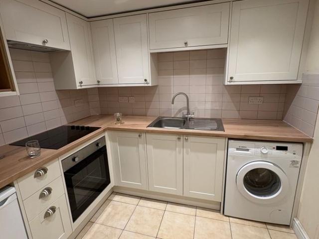 Studio for rent in Eastbourne, East Sussex