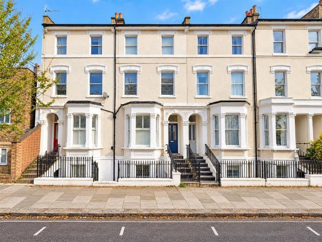 Apartment for rent in London Borough of Hammersmith and Fulham, Greater London