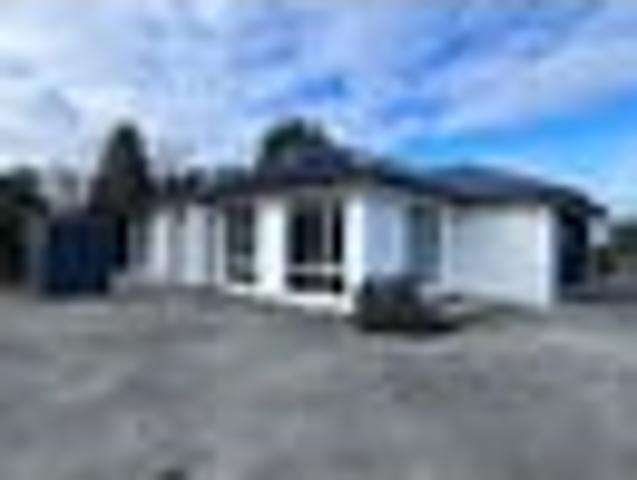 House for rent in Otakou