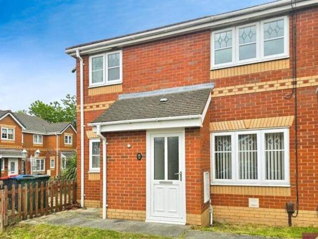 House for sale in Rossmore, Cheshire
