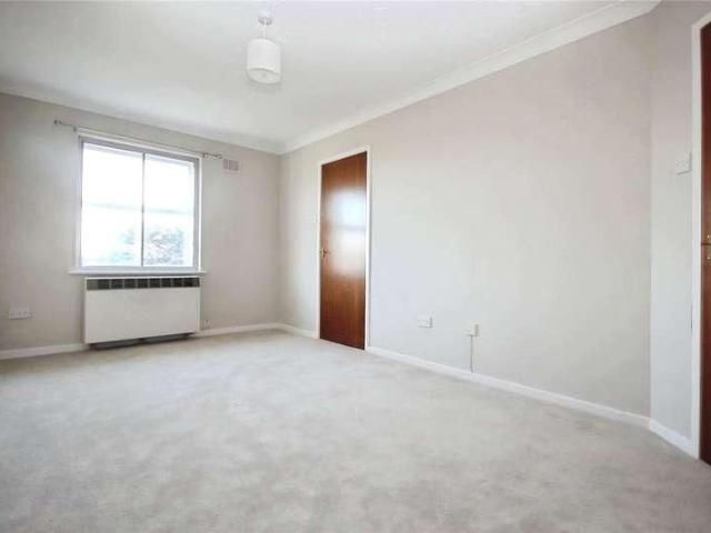 Apartment for rent in Chadwell Heath, Isle Of Man