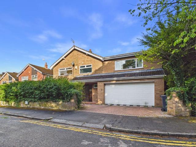 House for rent in Roby Mill, Lancashire