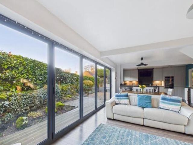 House for sale in Northampton, Northamptonshire