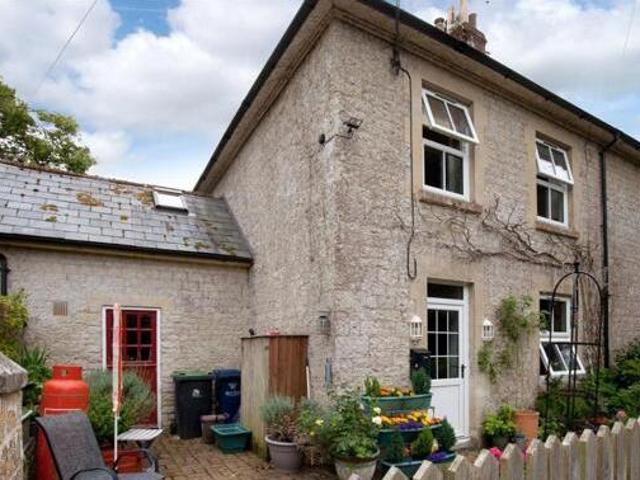 House for sale in Brompton, Gillingham