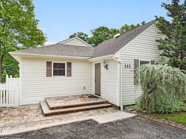 House for sale in Lake Hopatcong, New Jersey