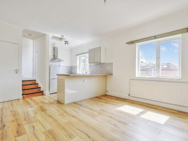 Apartment for rent in Chesterton, Arbury