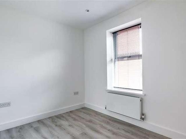 Apartment for rent in Hatching Green, Five Acres