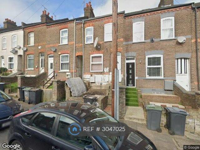 House for rent in Farley Hill, Luton