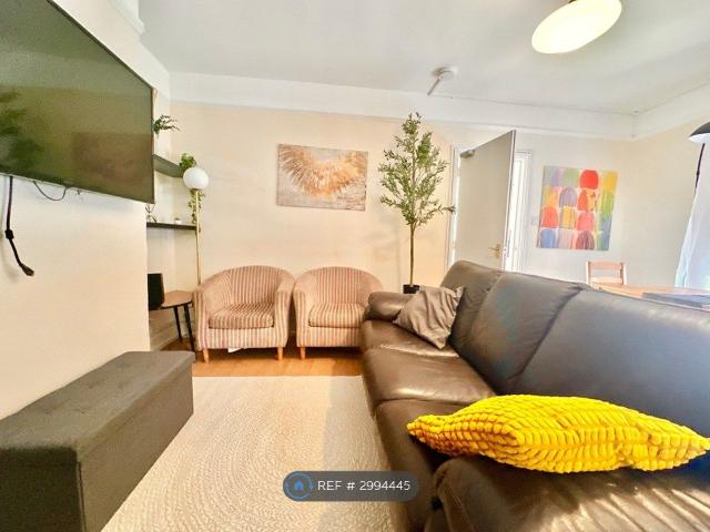 Apartment for rent in The Polygon, City Of Southampton