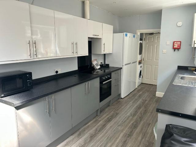 House for rent in The Polygon, City Of Southampton