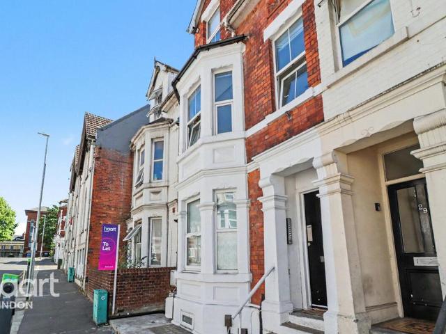 Apartment for rent in Rodbourne, Swindon