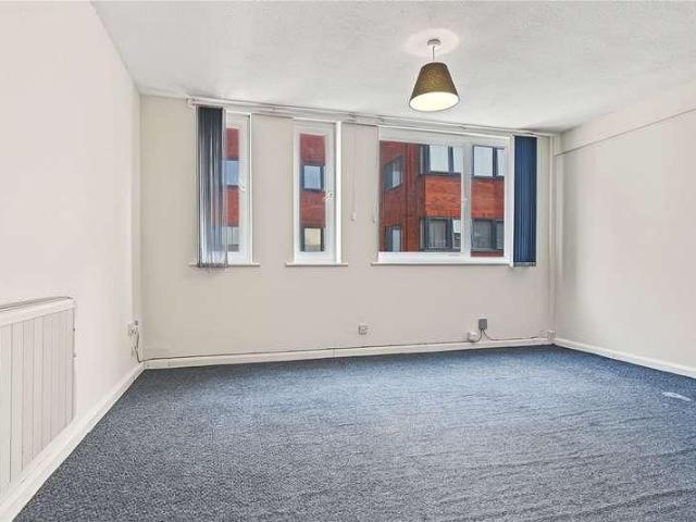 Apartment for rent in Okus, Swindon