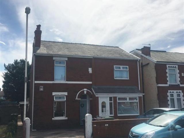 House for rent in High Park, Southport