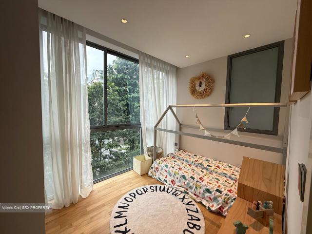 Condominium for sale in 23 North West