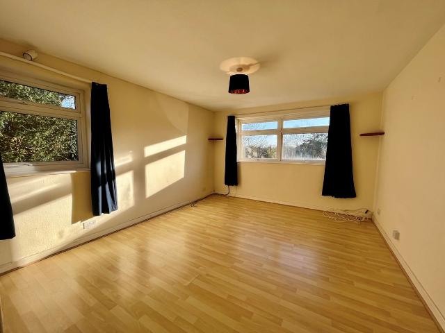Apartment for rent in Milverton, Green Close