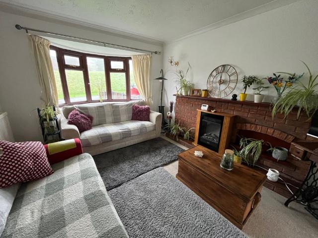 House for rent in The Heath, Beamhurst