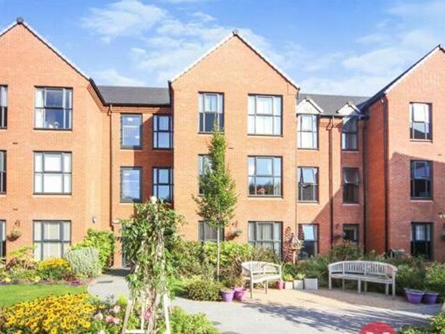 House for sale in Redditch, Worcestershire
