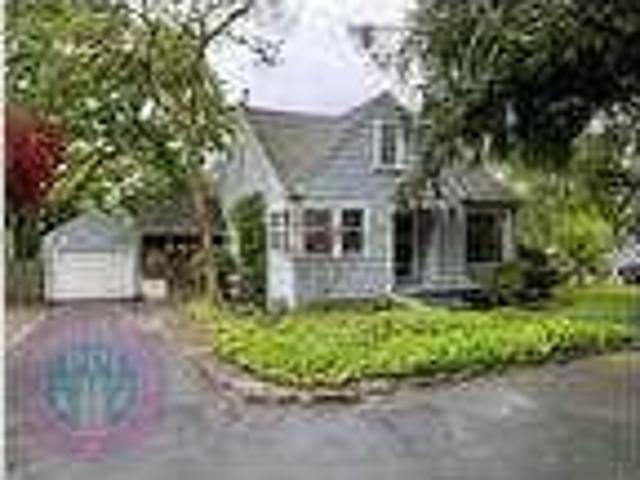 House for rent in Milwaukie