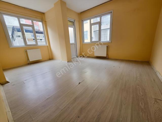 Atatürk Mahallesi, Küçükçekmece içerisinde kiralık mülk