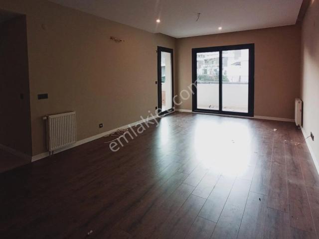 Karabağlar, İzmir içerisinde kiralık mülk