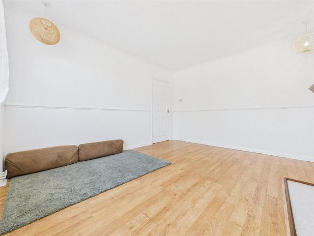 House for rent in Yeading, Greater London