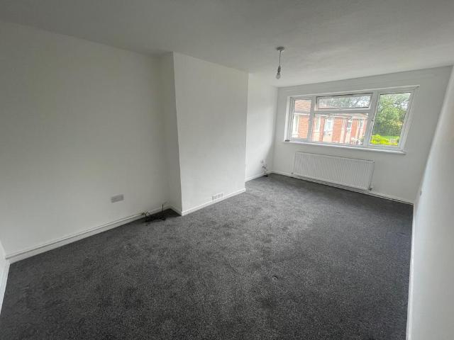 Apartment for rent in Ynys Isaf, Wales