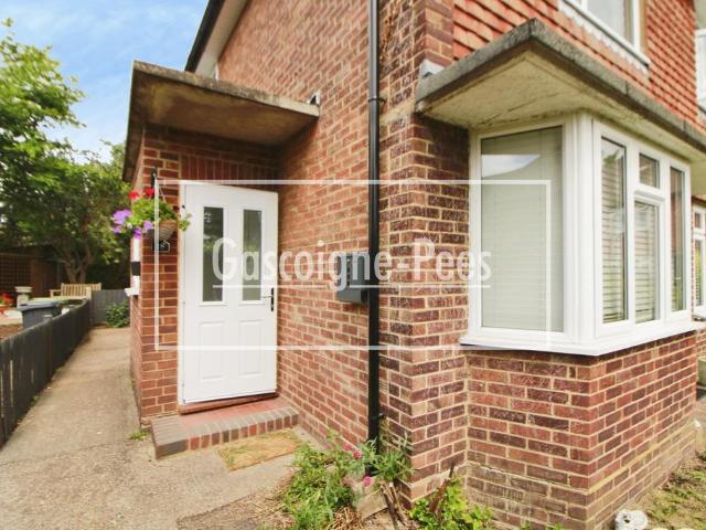 Apartment for rent in Pachesham Park, Surrey