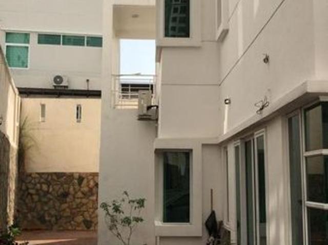 House for sale in Gelugor