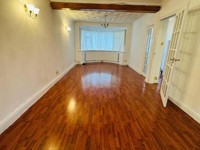 House for rent in Lane, Greater London
