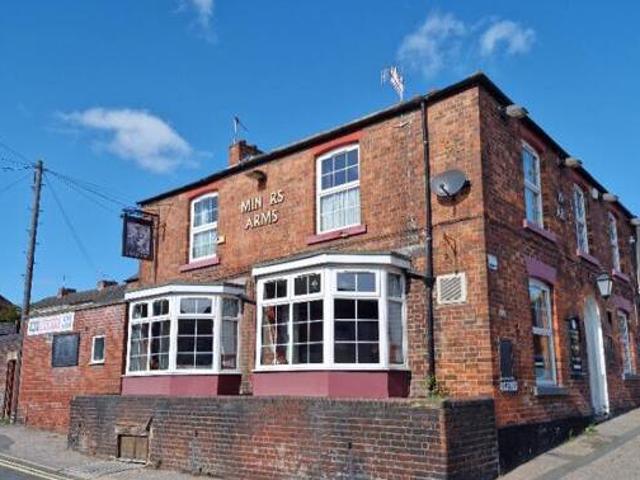 House for sale in Loundsley Green, East Midlands
