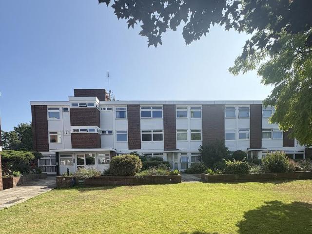 Apartment for rent in Kidbrooke, Greater London