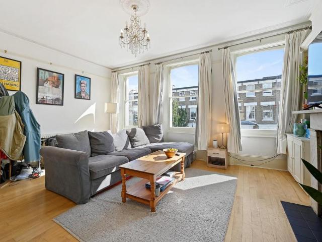 Apartment for rent in London Borough of Hammersmith and Fulham, Greater London