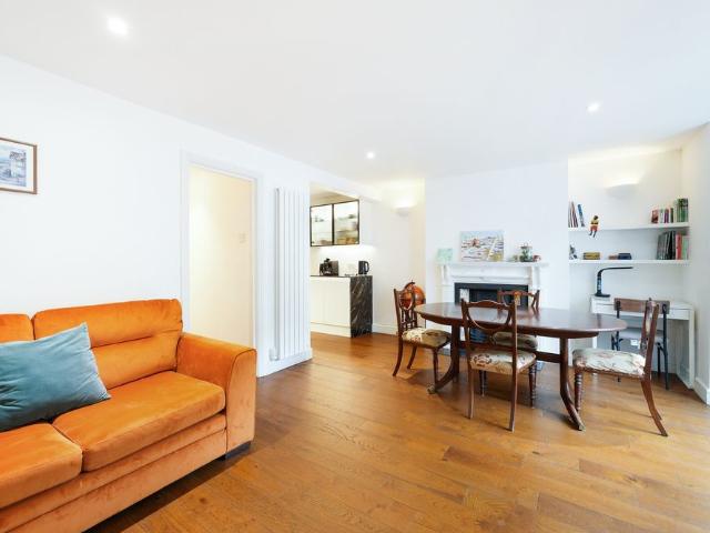 Apartment for rent in London Borough of Hammersmith and Fulham, Greater London