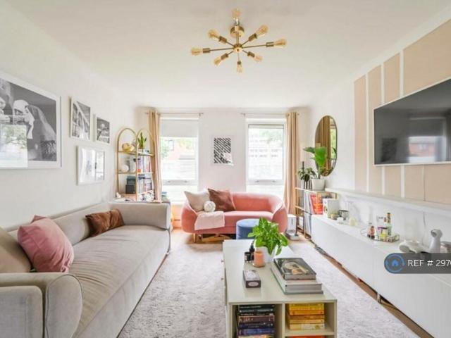 Apartment for rent in Canary Wharf, Greater London