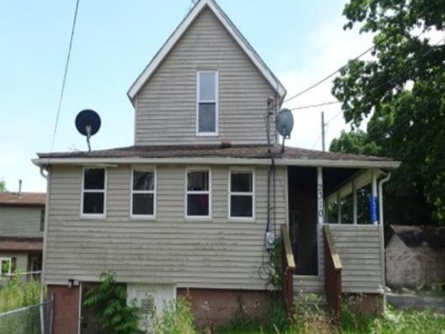House for sale in Summit, Ohio