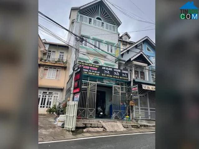 Nhà mặt phố bán